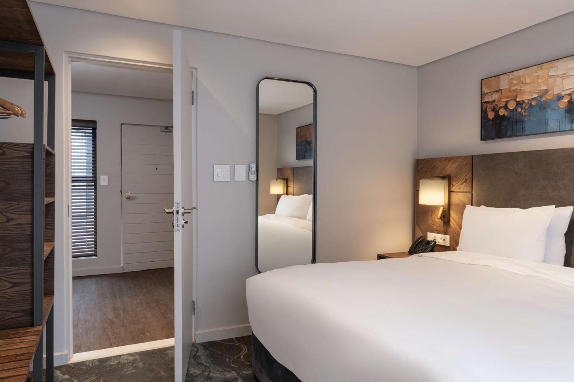 Radisson Hotel And Convention Centre Or Tambo Airport Johannesburg Ngoại thất bức ảnh
